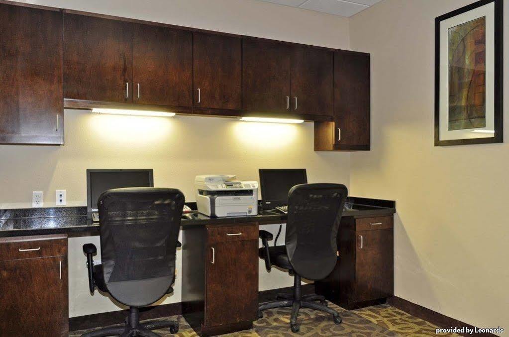 Best Western Plus Desoto Inn & Suites Mansfield Facilidades foto