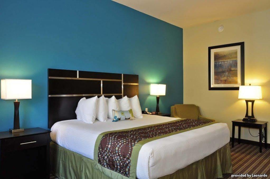 Best Western Plus Desoto Inn & Suites Mansfield Habitación foto